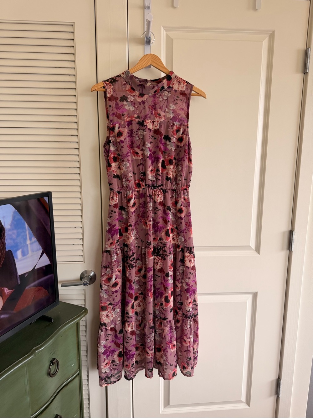 Lulu’s S Floral Sleeveless Midi Dress in Mauve Pink
